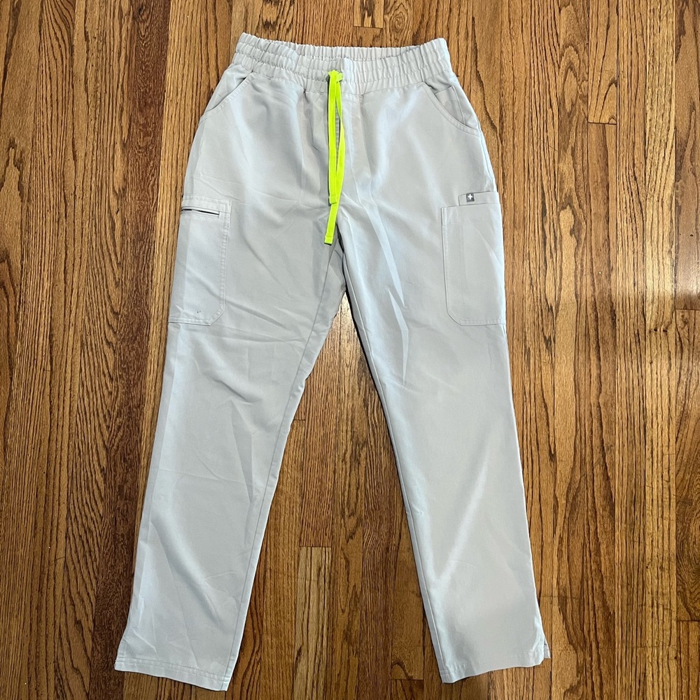 FIGS Women’s LIMITED EDITION (Slate) Medium Yola Skinny Scrub Pants